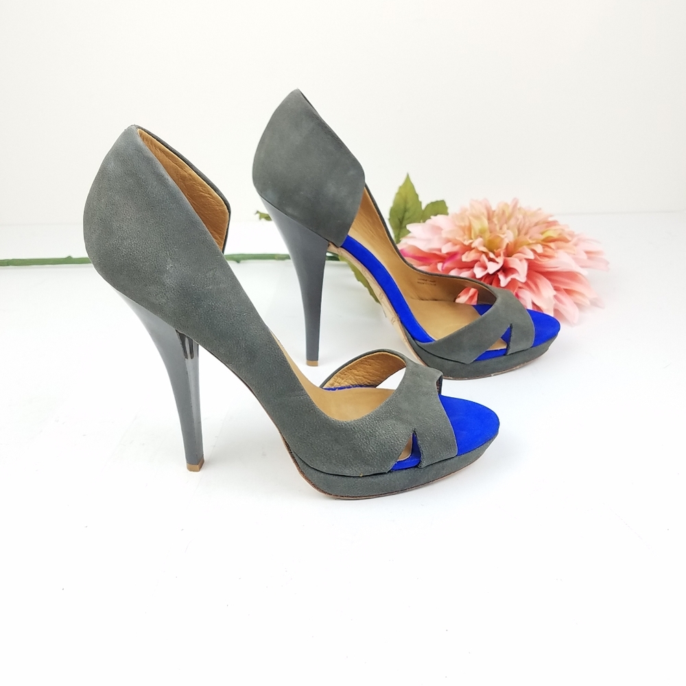 L.A.M.B. open-toe gray and blue suede heels sz 10